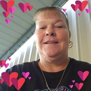 Meet your Posher, Denise